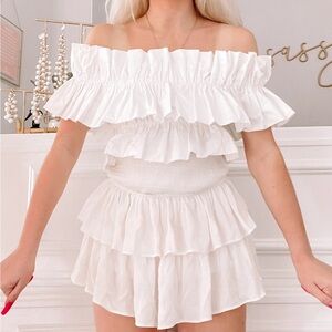 NWT Sassy Shortcake White Off-Shoulder Ruffle “Stop and Stare” Top – Size Small